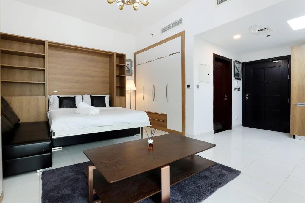 Brown Stone Homes Glamz *