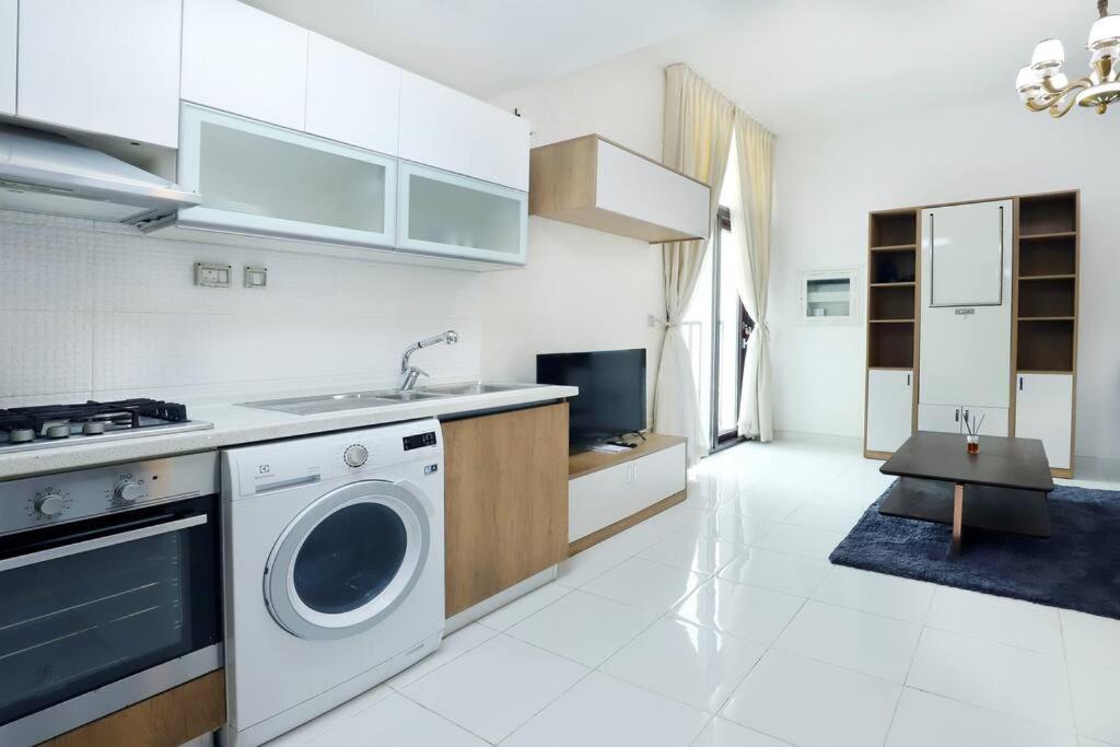 Brown Stone Homes Glamz Dubai