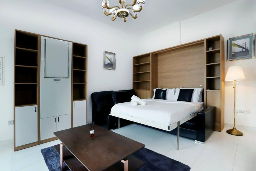 Brown Stone Homes Glamz * Dubai