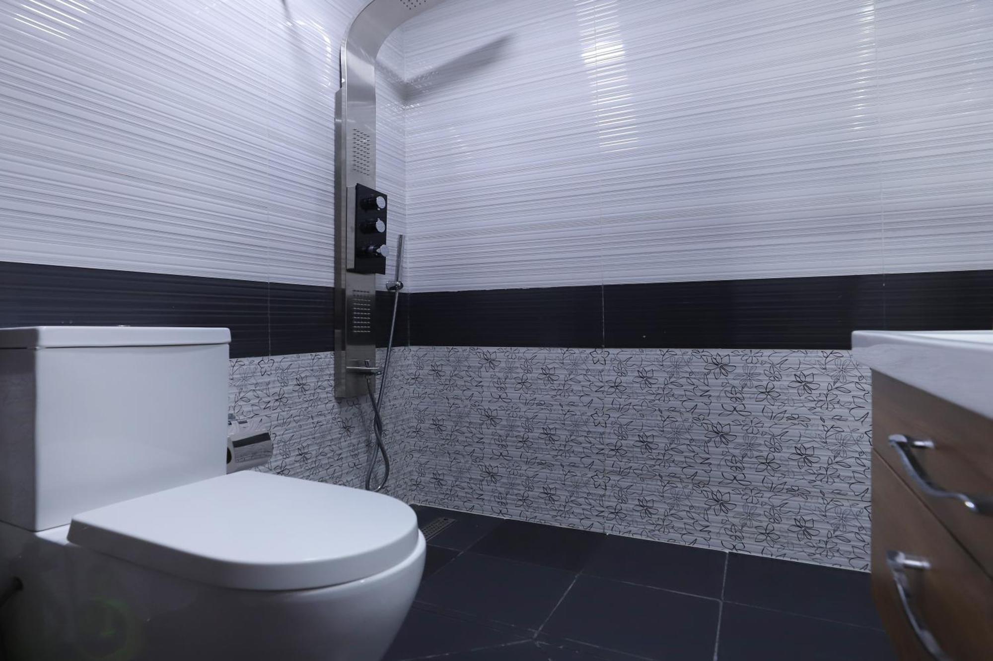 Brown Stone Homes Glamz * Dubai